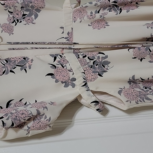 Sundress with cut-out sides - Picture 4 of 4